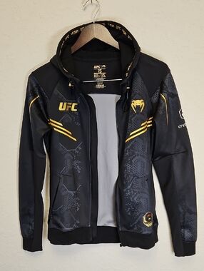 UFC Venum Womens Hooded Jacket Size Small *Missing Zipper*